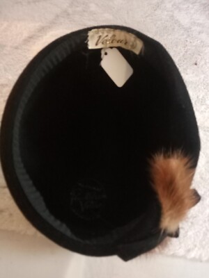 Vintage 50s Merrimac Deluxe Velour Fur Felt Beret Pillbox Hat Black Mod VTG 60s Deluxe Velour Merrimac Body Imported Fur Felt Hat  main image 2