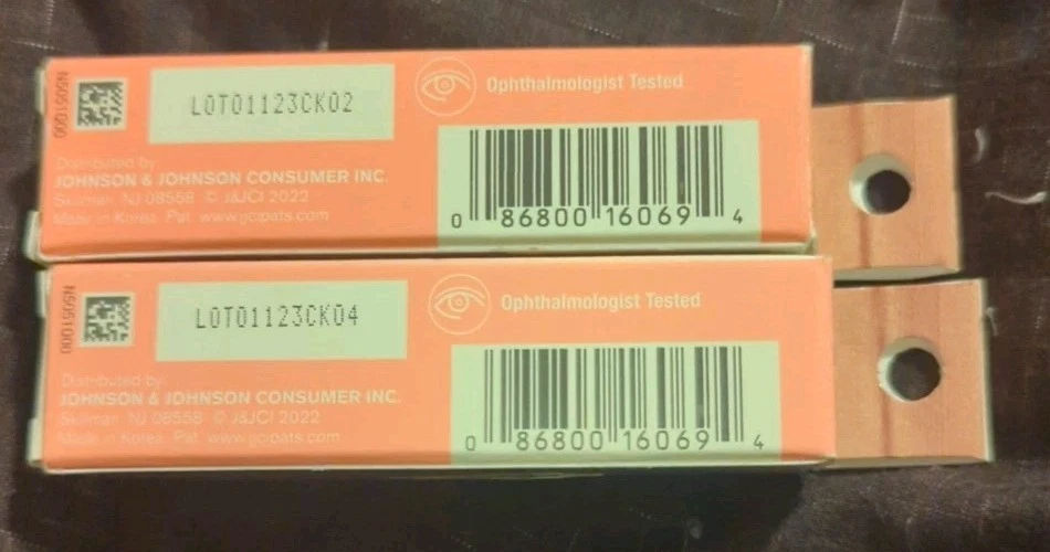 Neutrogena Sensitive Skin Eyeshadow+Primer - Soft Pearl - 2 Pack - Image 3 of 4