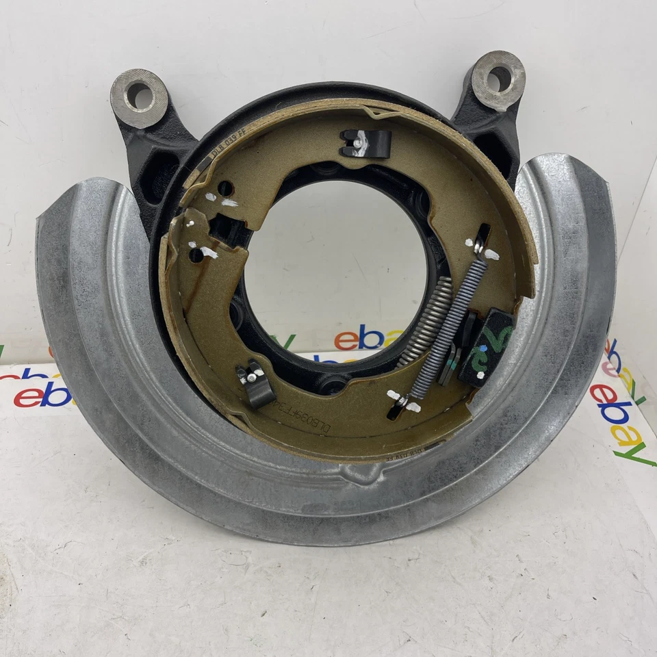 Conjunto de freno trasero Ford F450, F550 Super Duty 2005-2016 OEM # BC3Z-2209-B 💰 Foto 4 de 4