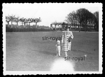 Mainz? 1930s - Mother and Child in the Park - Photo 9x6cm