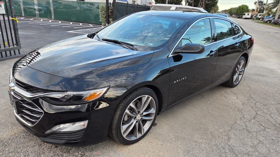 Chevrolet Malibu 2025  Foto 3 de 4