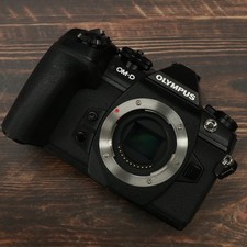 Olympus OM-D E-M1 Mark II Black Mirrorless ShutterCount 26535 Near Mint 8028