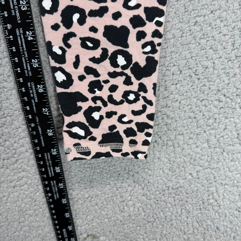 Leggings Forever 21 feminina preta rosa tamanho S estampa de leopardo boho elástica no tornozelo - Imagem 4 de 4