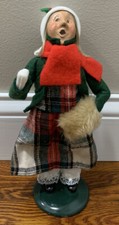 Byers Choice The Carolers 1996 Woman Christmas Collection Made In USA