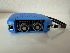 VINTAGE Four Star  FS-7 Solid State Radio in Blue  - RARE - NEW IN BOX (NOS)