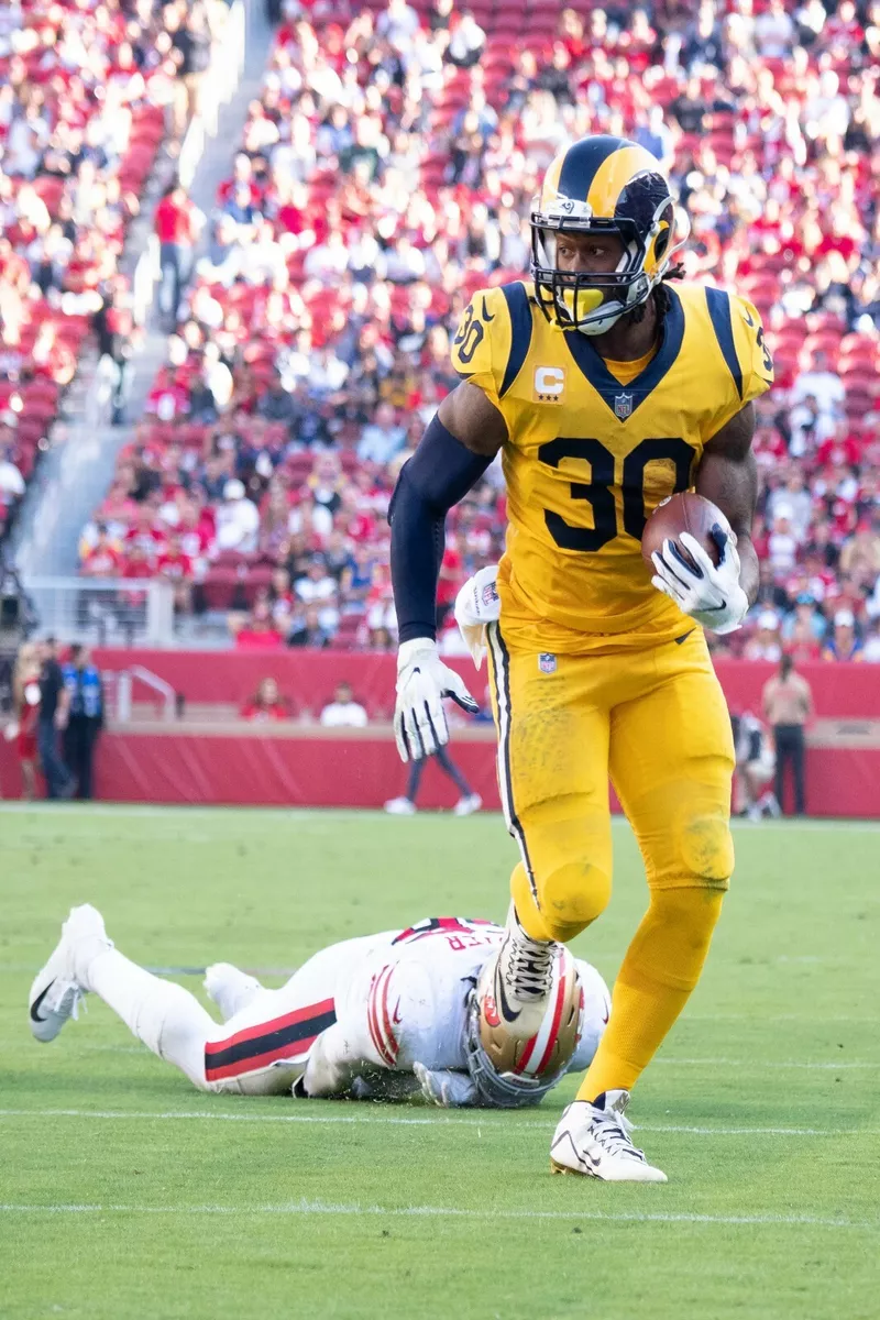 Todd gurley yellow clearance jersey