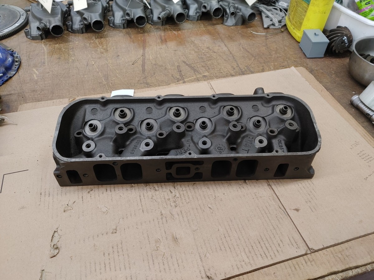 1967 Chevrolet Corvette 396 427 BBC Rectangle Port Head 3919840 E