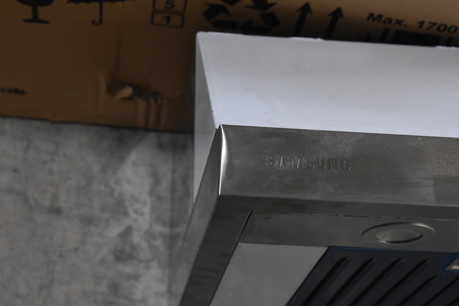 Samsung NK30N7000US 30" Stainless Range Hood NOB 103218