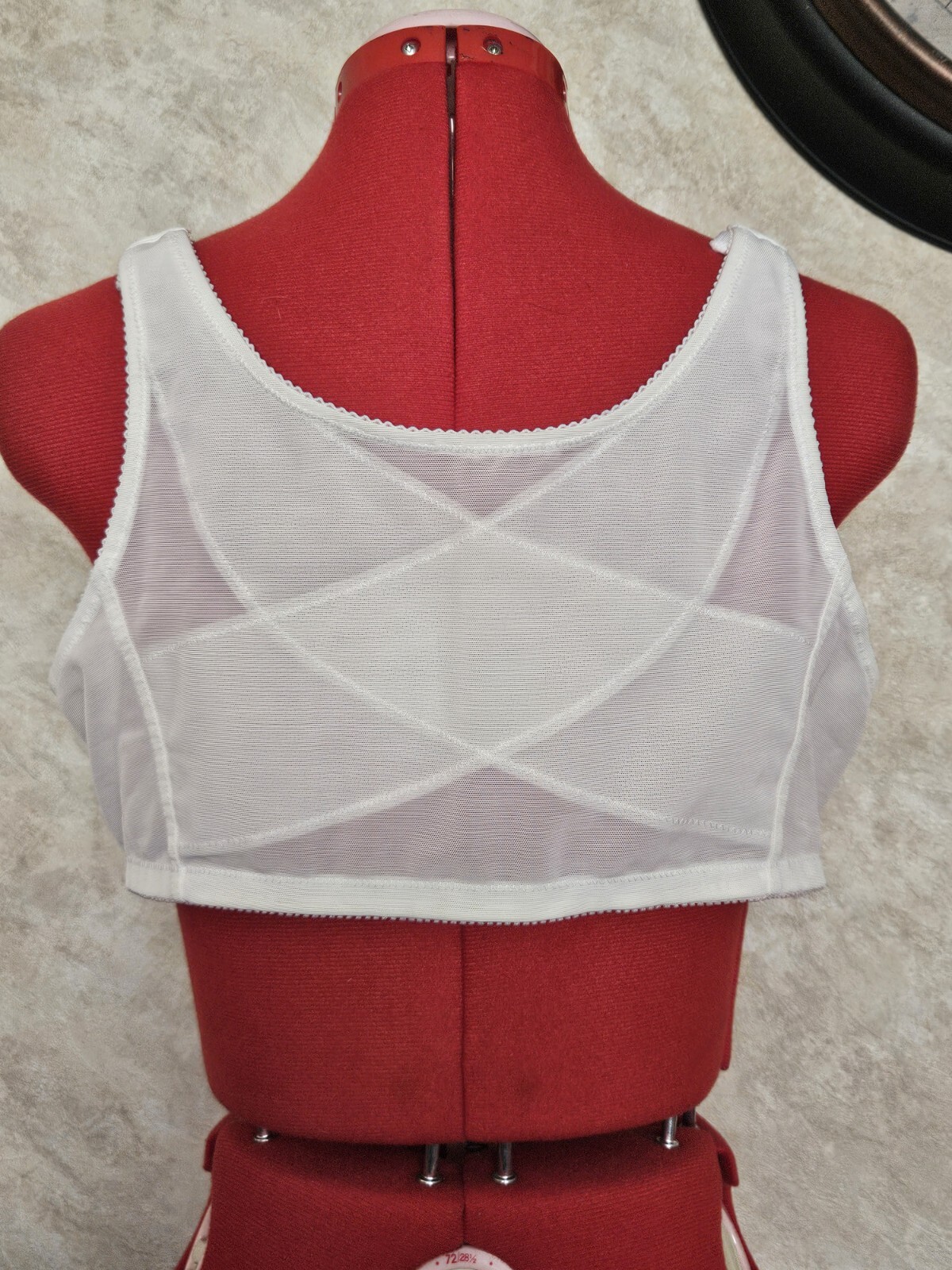 Exquisite Form White Full Coverage Wireless Bra. … - image 3