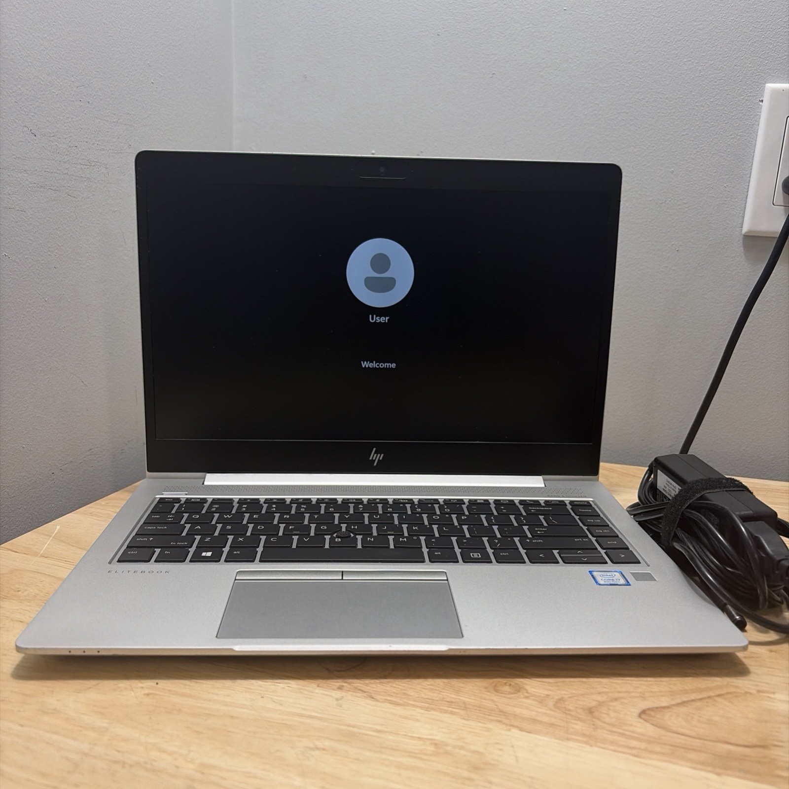 HP EliteBook 840 G5, 14-Inch Laptop, with INTEL CORE I7-8550U, 256 GB SSD (Solid State Drive), Windows 11 Pro