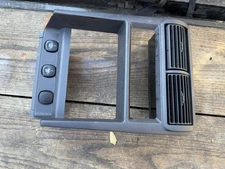 1999-2004 Ford Mustang Center Dash Radio Trim Bezel AC Vents Charcoal