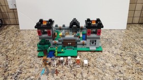 LEGO Minecraft: The Fortress (21127)