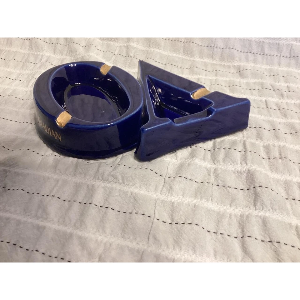 Cenicero doble vintage Seagrams VO Canadien Whiskey azul cobalto Foto 4 de 4