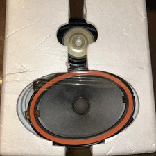 SUBARU WRX 2022-2025 OEM FRONT LEFT AND RIGHT DOOR SPEAKERS HARMAN KARDON (PAIR)