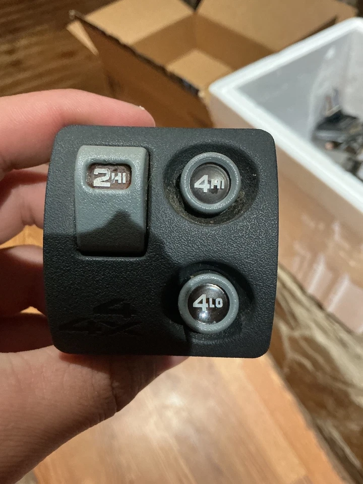 Dorman 901-059 Four Wheel Drive Selector Switch fits Chevy S10 GMC Sonoma - Image 2 of 4