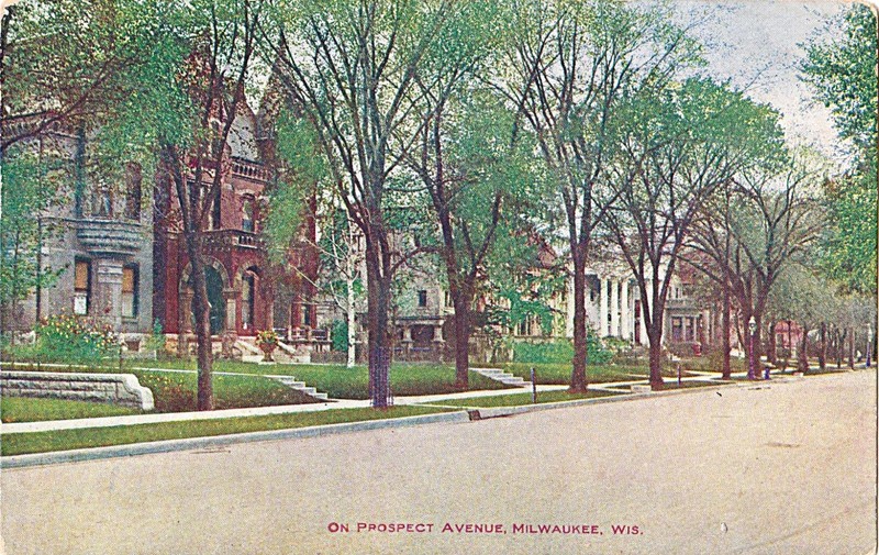 Milwaukee Antique 1910 Postcard, "On Prospect Avenue"