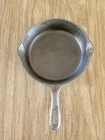 Vintage Unmarked Wagner Ware No. 6 Cast Iron 9 Inch Skillet Pour Spouts Seasoned
