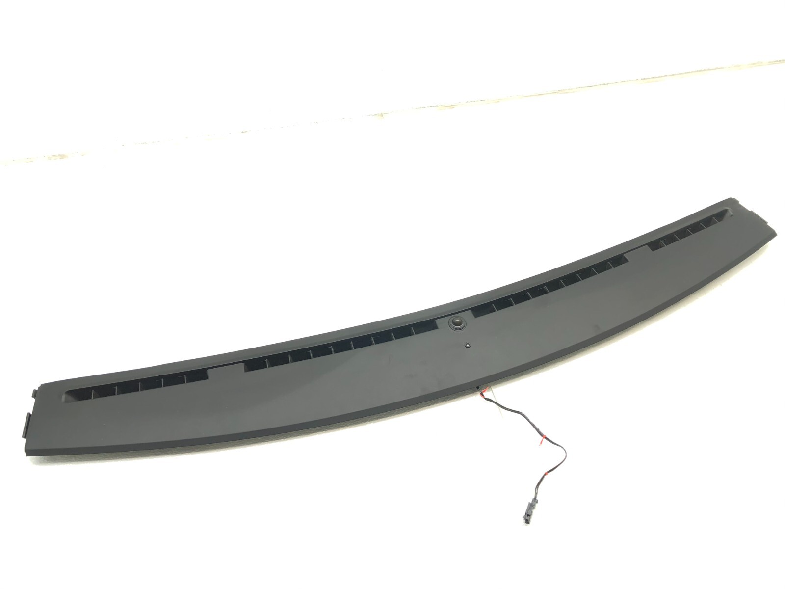 2014-2020 MASERATI GHIBLI FRONT DASH DEFROST GRILLE COVER OEM.