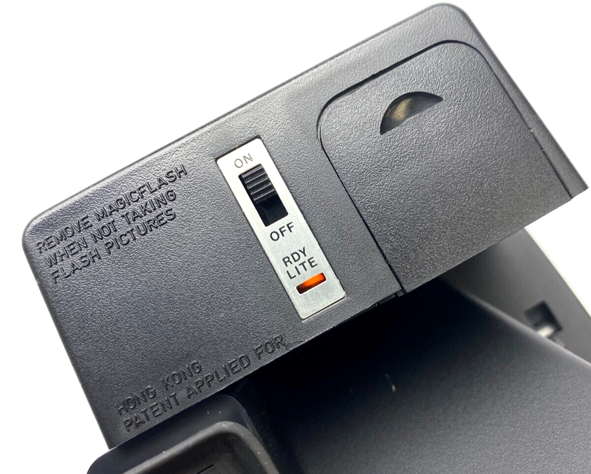 VINTAGE POLAROID SX-70 PRONTO B! LAND CAMERA + ITT MAGICFLASH