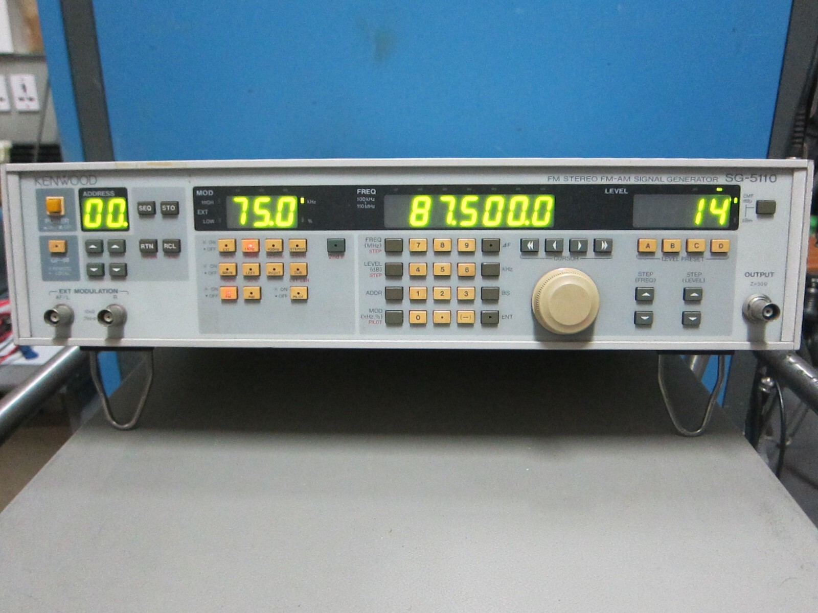 Kenwood Sg-5110 FM Stereo Fm-am Signal Generator for sale online | eBay