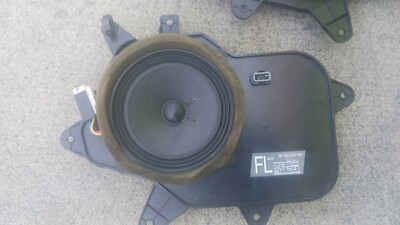 MARK LEVISON 86160 0W180  Fl AND FR DOOR STEREO SPEKERS