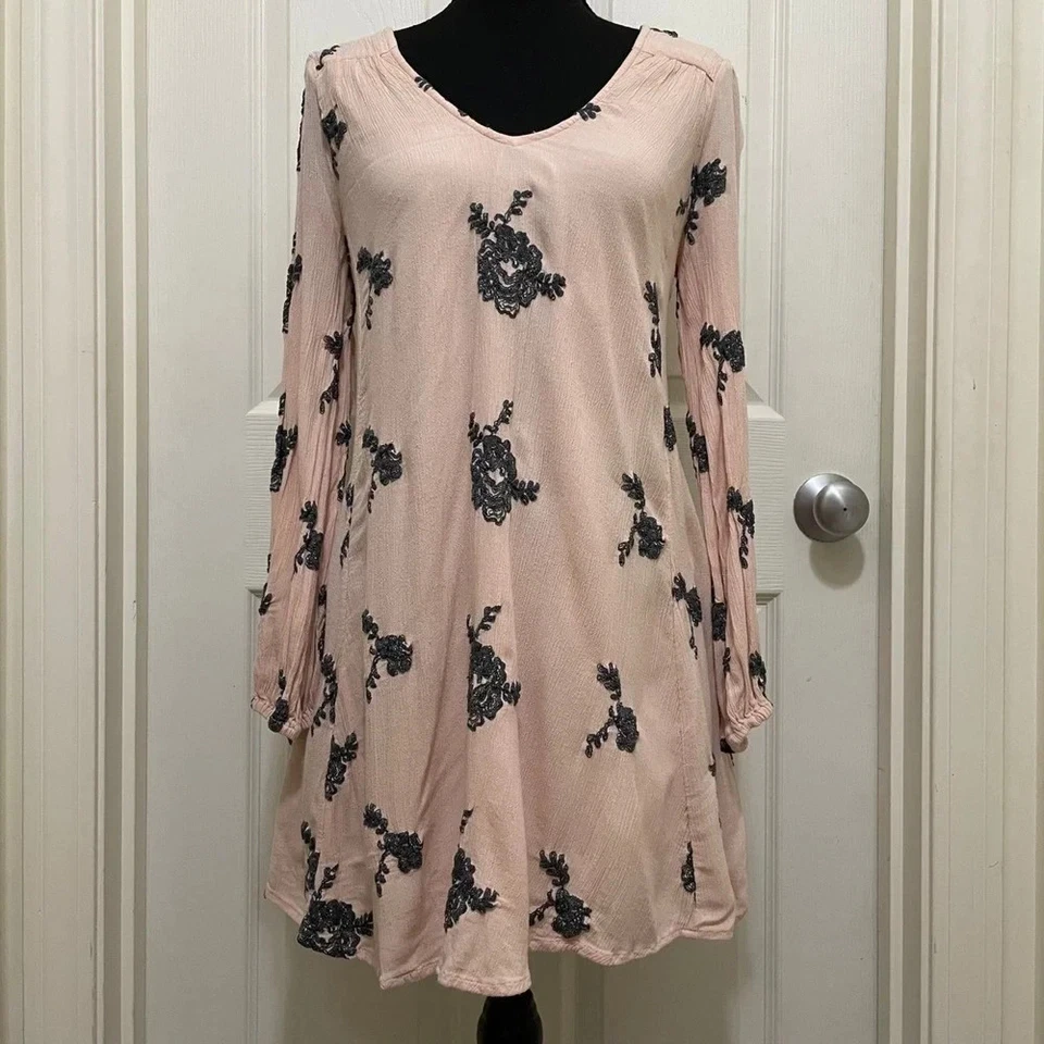 Free People Emma Austin Floral Embroidered Tunic Mini Swing Dress Pink Boho S - Photo 1/1
