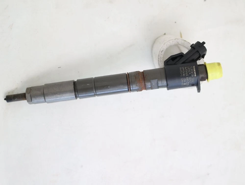 Ugello di iniezione (diesel) cilindro 4 Volvo V40 CROSS COUNTRY 526 2.0 89444 - Изображение 3 из 4