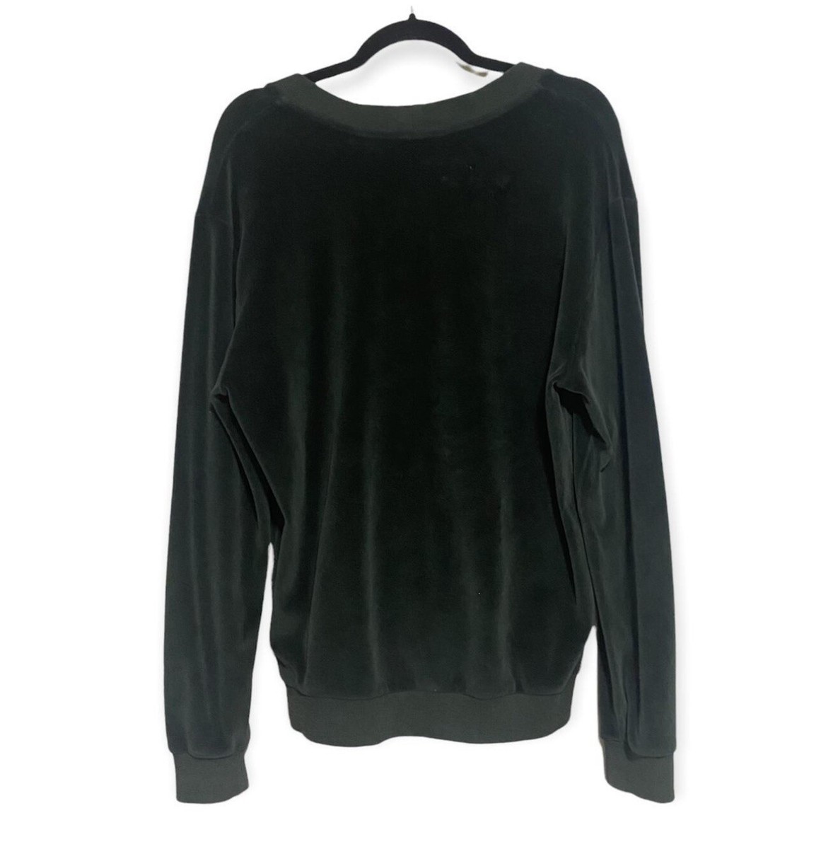 YEEZY SEASON 5 GREEN VELOUR V NECK SWEATSHIRT M | eBay YEEZY SEASON 5 GREEN VELOUR V NECK SWEATSHIRT M | eBay