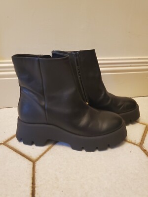 Russell and Bromley Black leather Chunky ankle Boots Uk 7/40