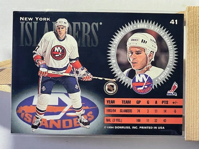 1994-95 Donruss #41 Scott Lachance ~ No Name ~ Missing Printing on Front ~ ERROR - Image 2 of 2