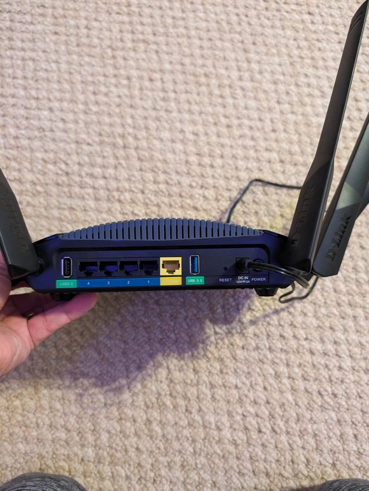 D-Link DIR-3040 AC3000 Smart Gigabit Tri-band Router - Image 3 of 4