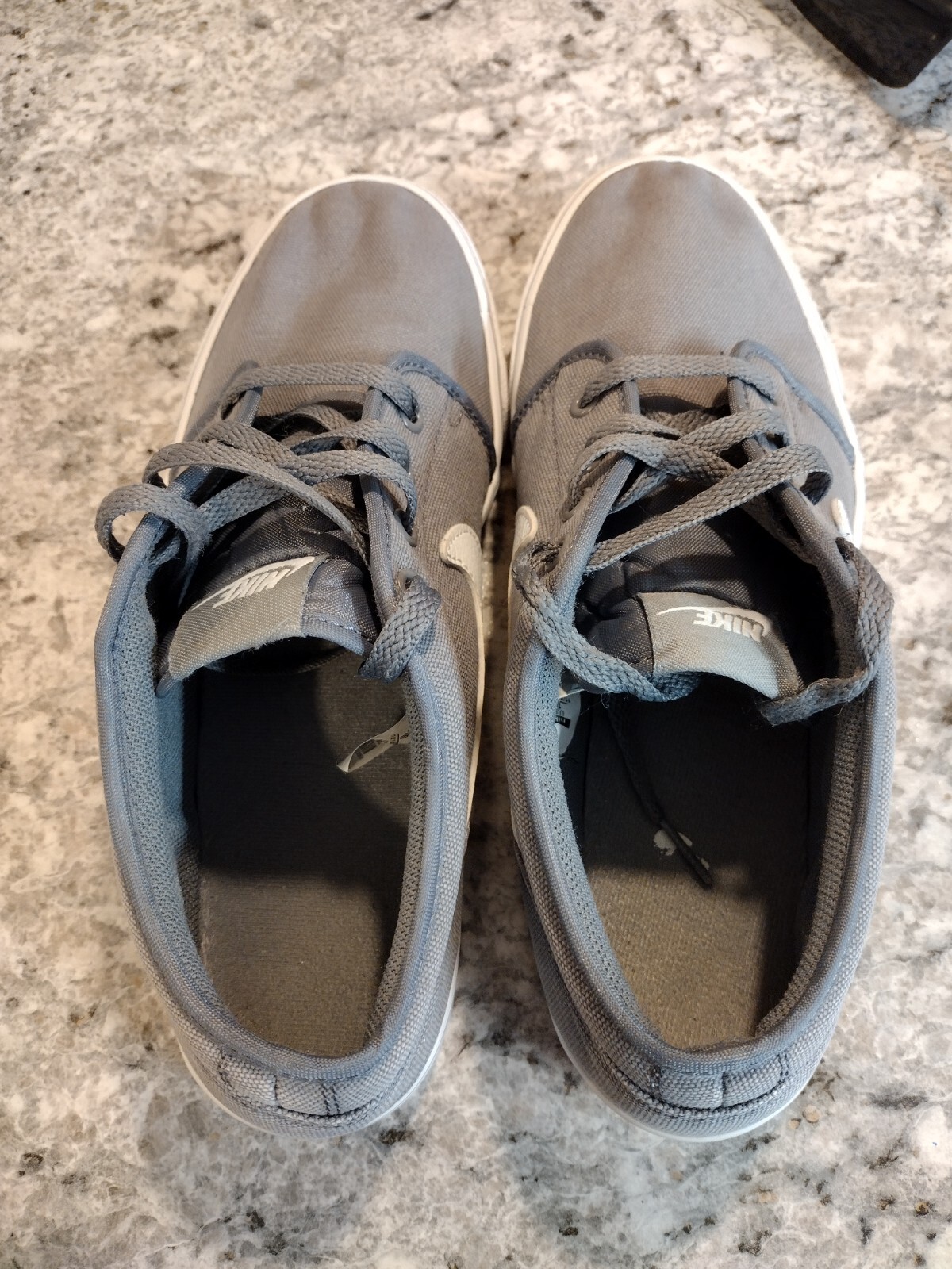 Nike Toki Low Cool Grey canvas skateboard low top men's size 10 shoe