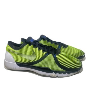 free trainer 3.0 volt black