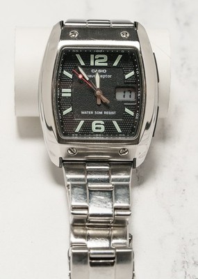Casio Wave Ceptor WVQ202 (black dial)