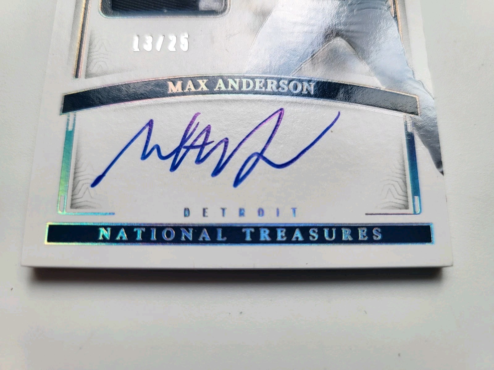 2024 National Treasures Max Anderson Clutch Factor Patch Auto #'d /25 Tigers view 2