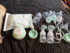 Aeroflow Motif Twist Pump White and Blue Breast Pump Parts