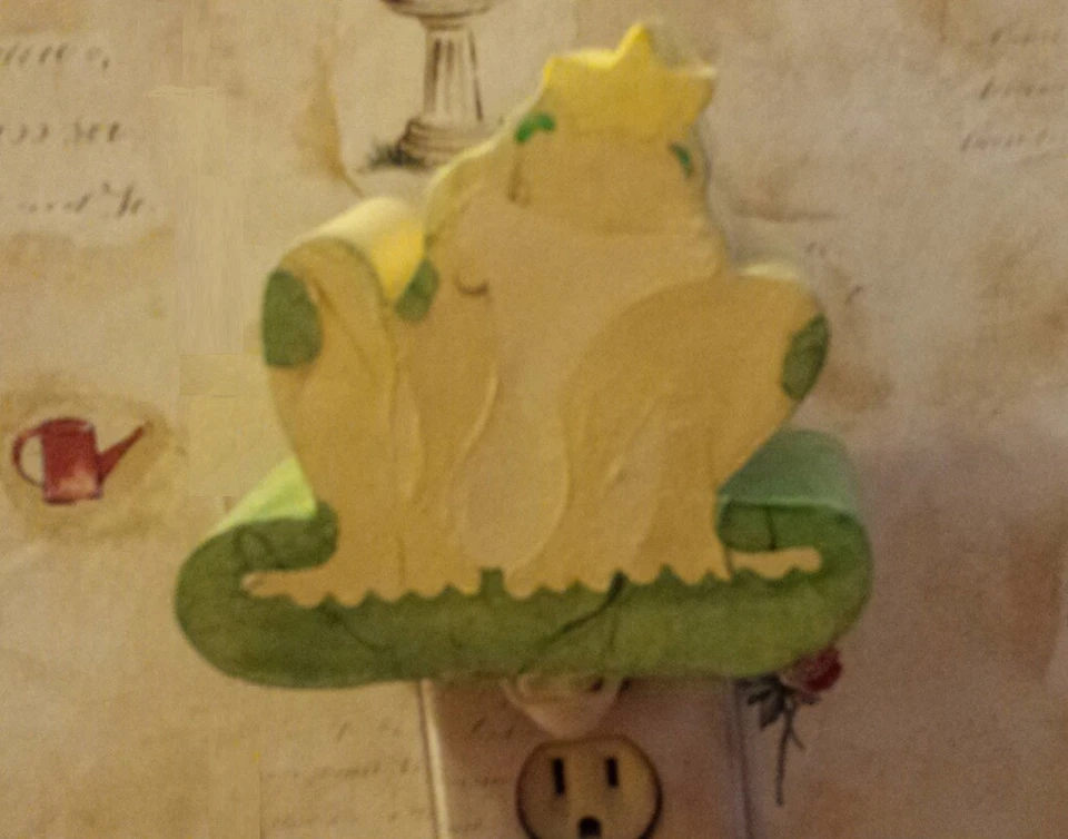 Cerámica Granero Rana Rana Rana Príncipe Luz Nocturna con Bombilla FUNCIONA Niño Bebé Foto 3 de 4