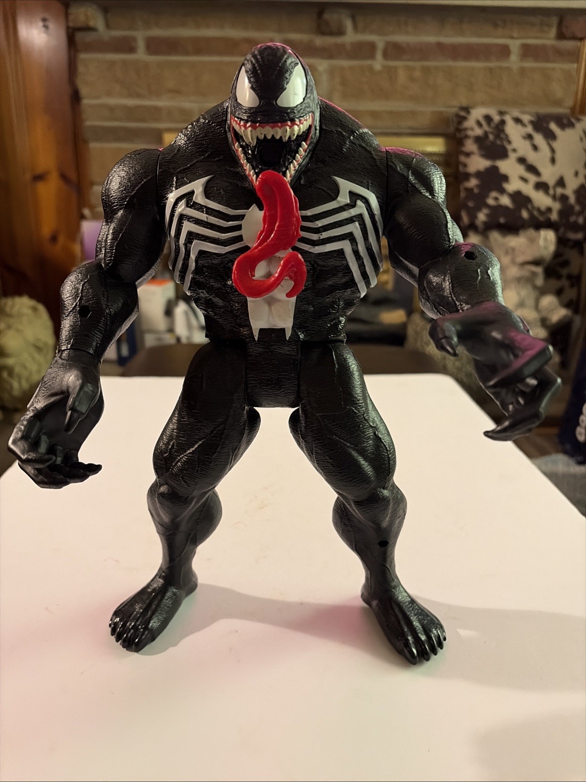 Hasbro Marvel Venom 12-inch Action Figure