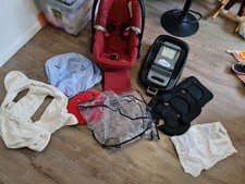 Maxi Cosi Pebble mit BasisStation und Zubehör