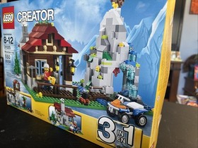 LEGO CREATOR: Mountain Hut (31025) Brand New Sealed In Box