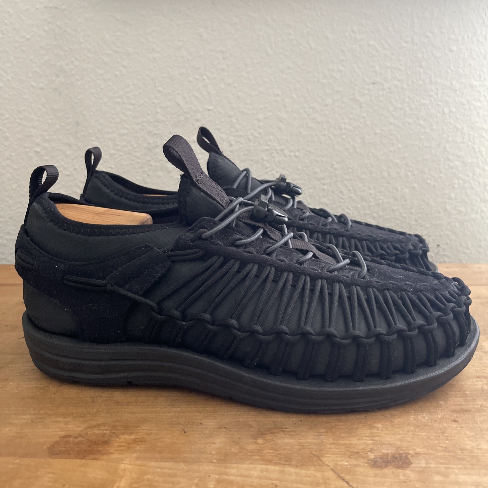 Scarpe Keen Uneek HT uomo 8 5 sneaker sandalo elastico outdoor comfort mesh nero