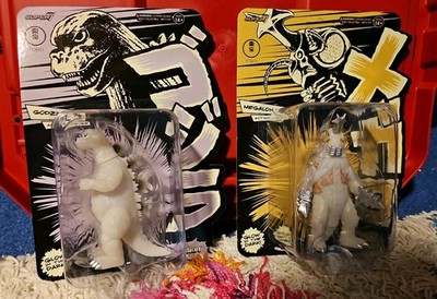 Super7 Godzilla '74 & Megalon '73 Glow In Dark ReAction Figure Set Toho Shogun