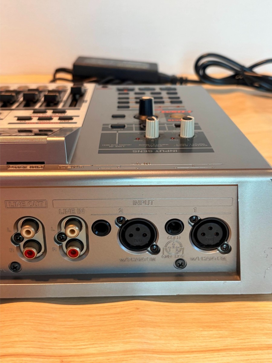 BOSS BR-1200 Digital Recording Studio Multitrack Recorder MTR CD