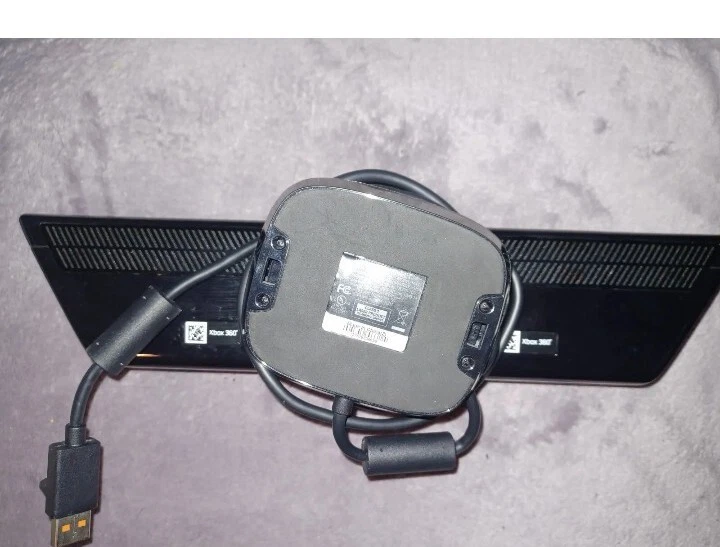 Genuine Microsoft Xbox 360 Kinect Connect Black Sensor Bar Model #1414  - Image 3 of 4