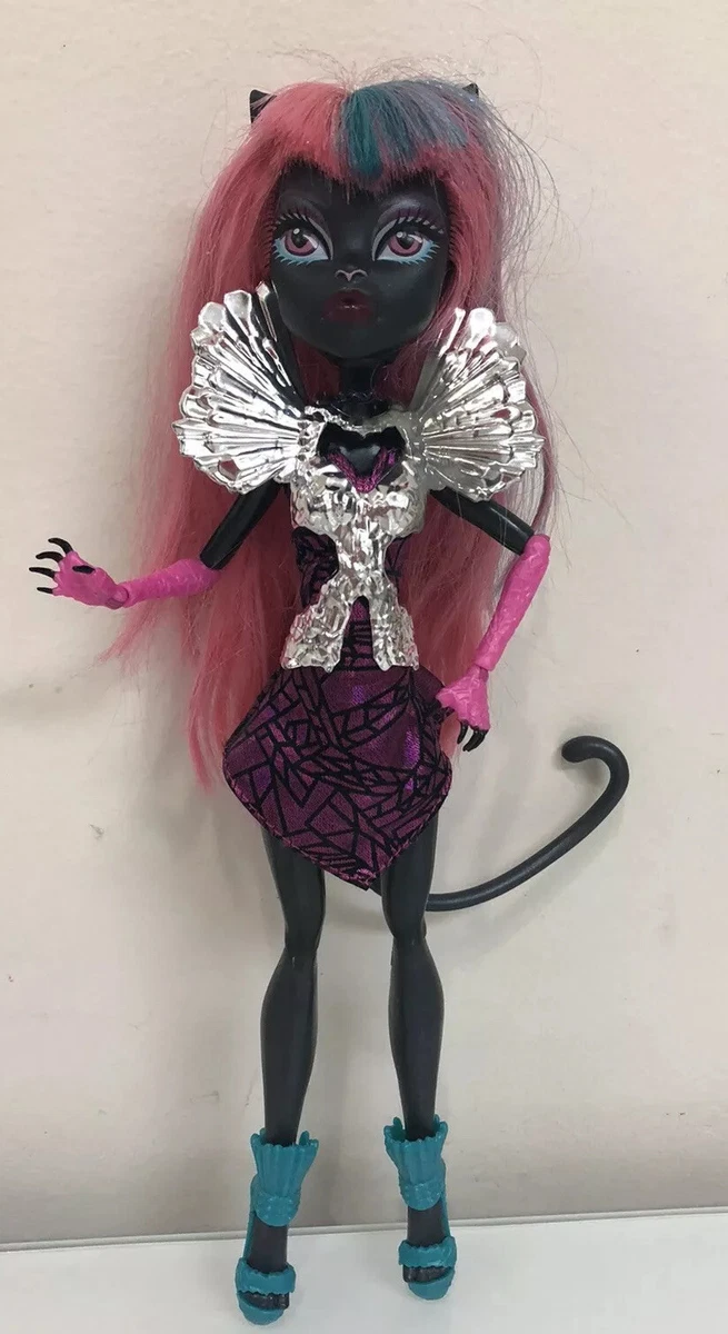 Cat noir monster high doll hotsell