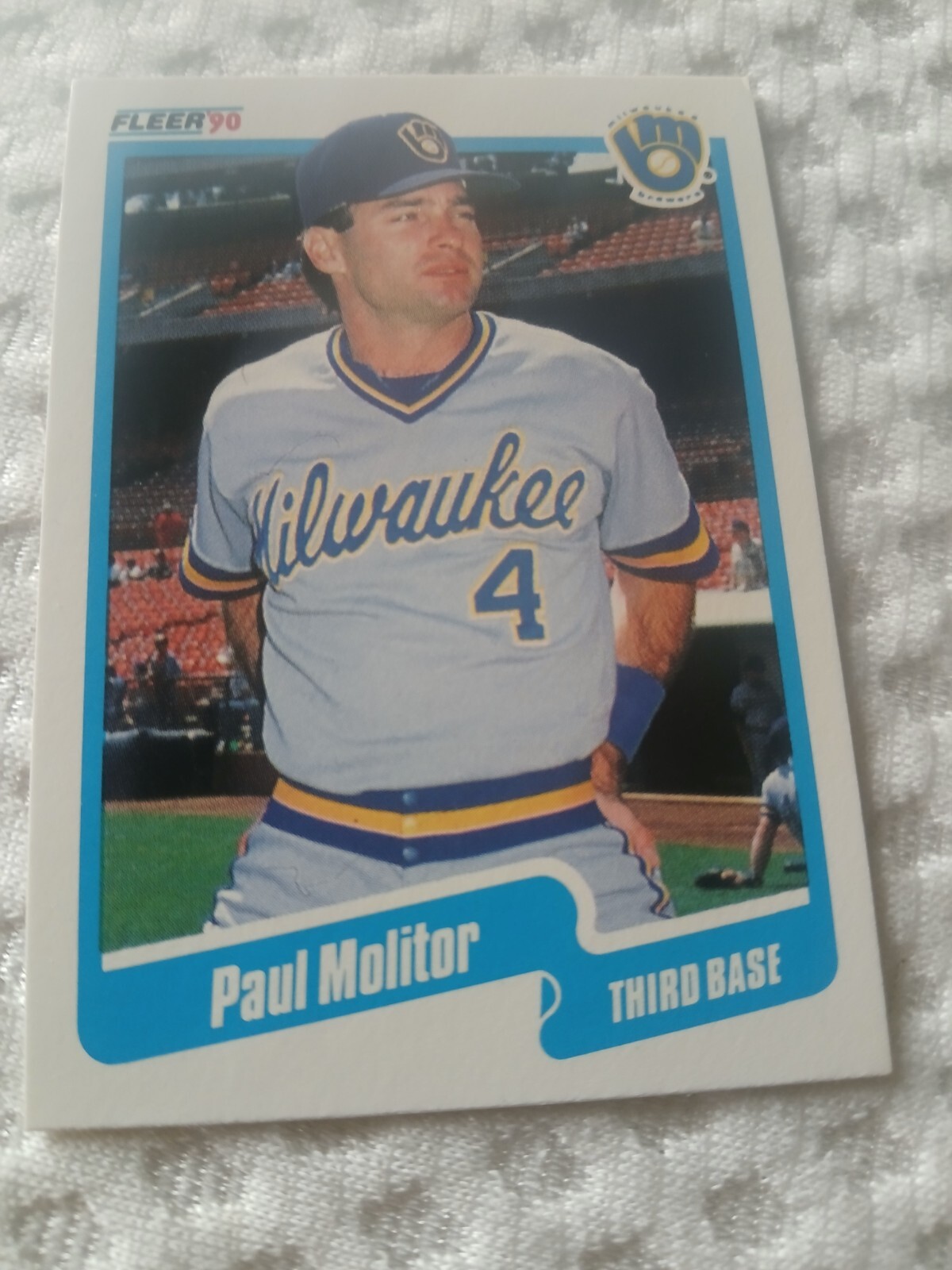 1990 Fleer Canadian # 330 PAUL MOLITOR BREWERS HOF PTD IN CANADA