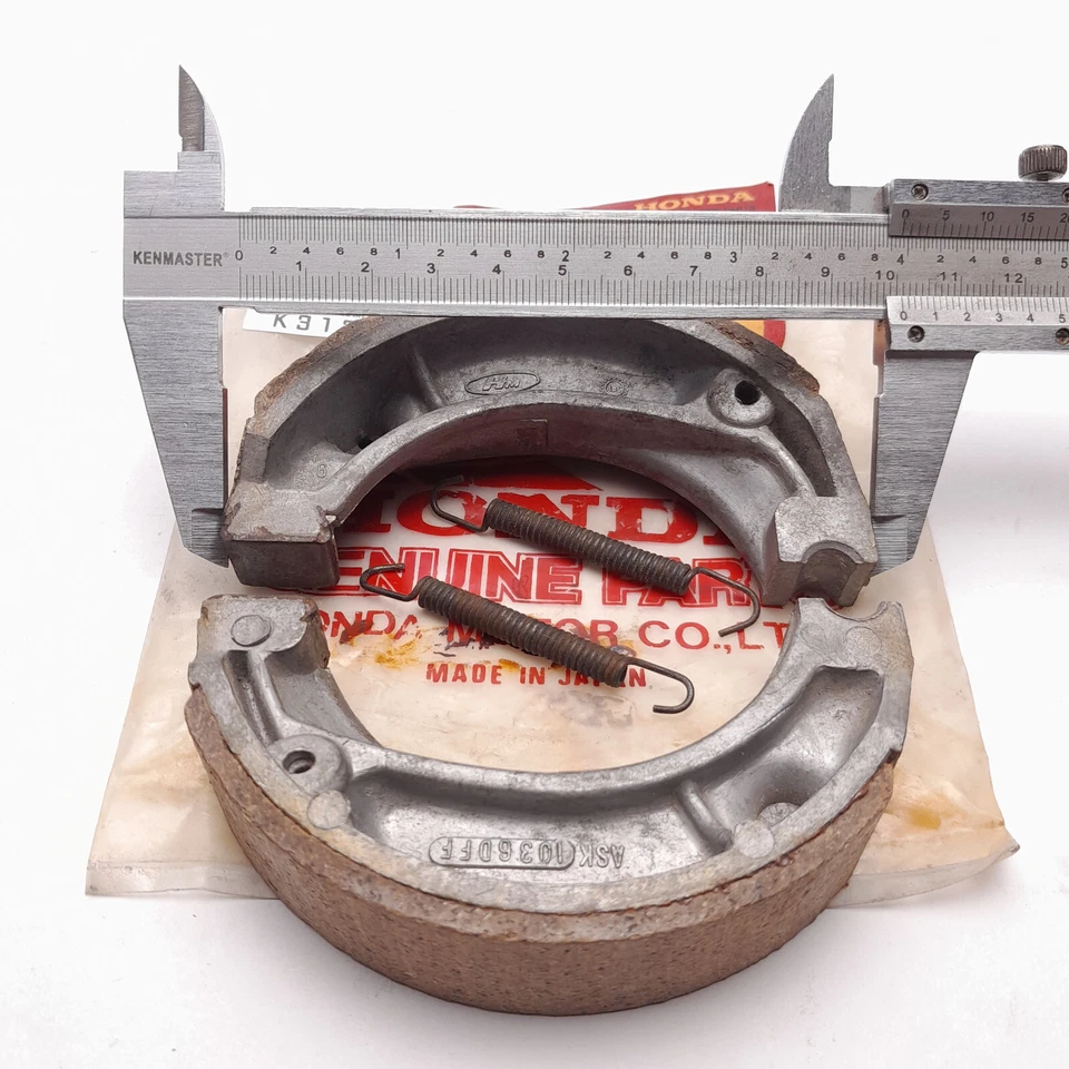 Zapatas de freno Honda CT90 CT200 XL100 CR80R XL80S XL12S XR200 43120-365-672 NUEVAS #4 Foto 4 de 4