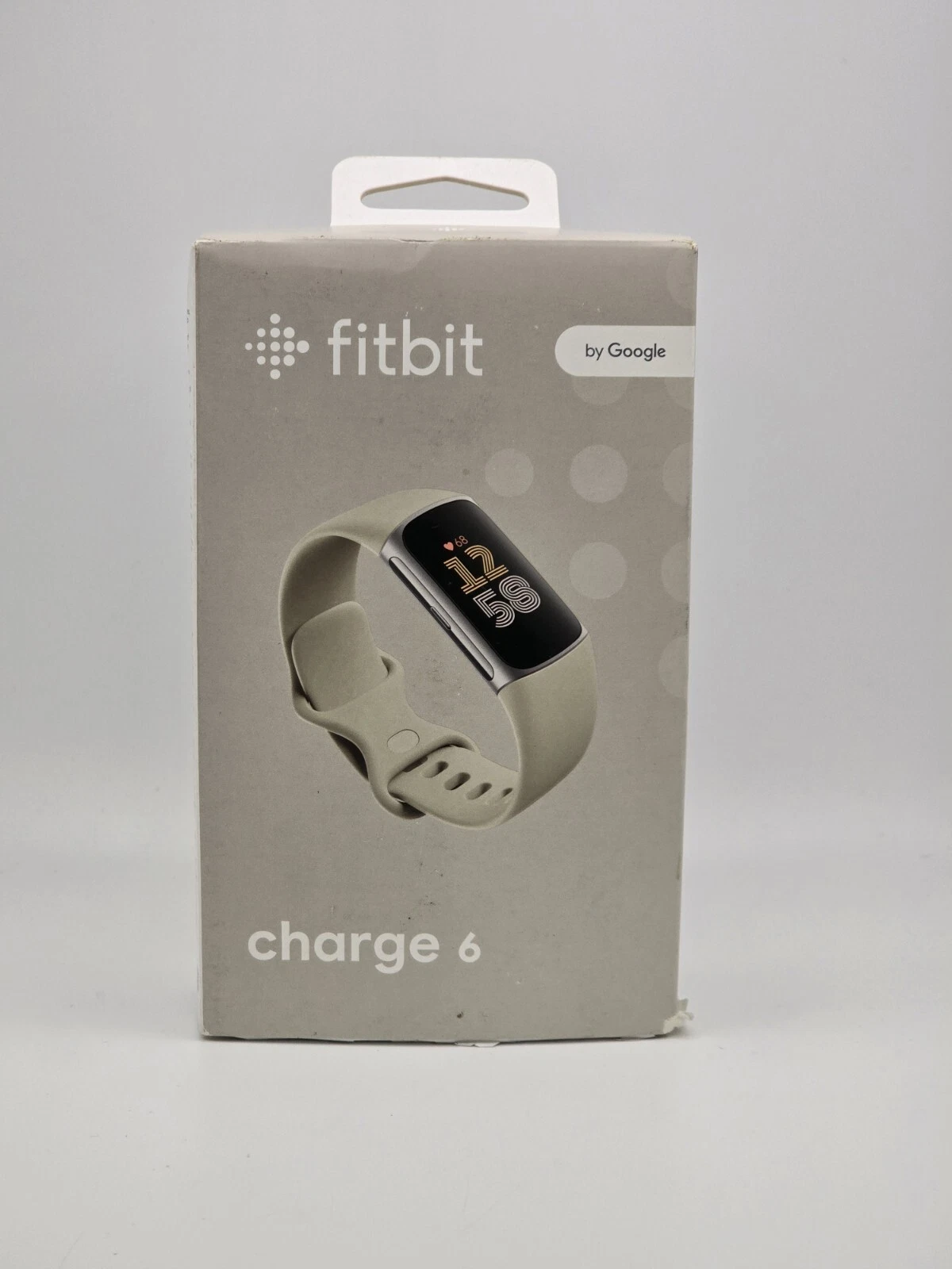 Fitbit Charge 6 Activity and Fitness Tracker GA05185NA - Porcelain - Open Box
Opens in a new window