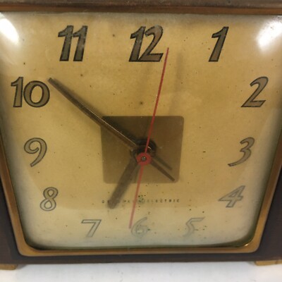 Vintage MCM General Electric Wooden Inlay Mantle Clock 3H-176