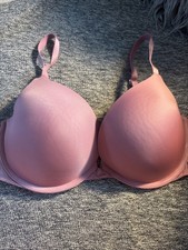 Womens Pink Push Up Bra From Victorias Secret.32DDD Push Up Padding